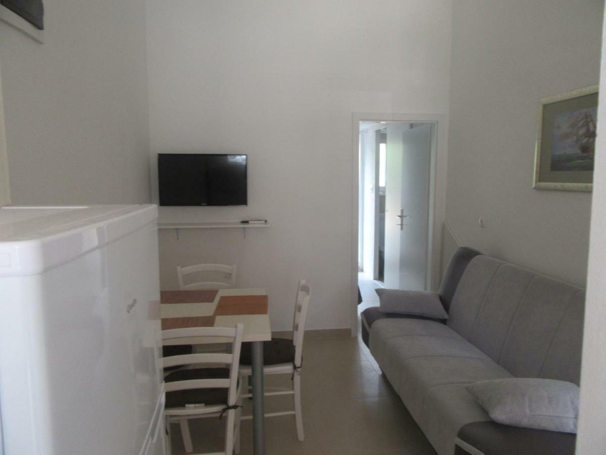 Apartment Vanesa ザダル エクステリア 写真